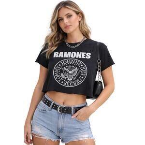 Ramones “1234” Cropped Black Band T-Shirt – Size Small